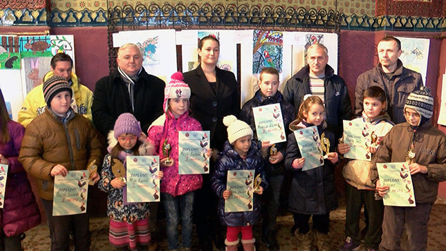 Otvorena izložba dečjih likovnih radova na temu sitnih životinja