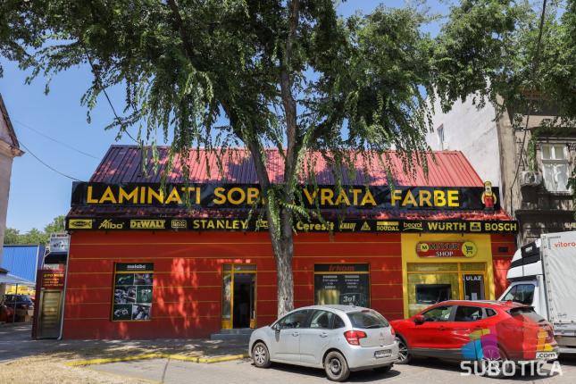 Moderna i bezbedna sigurnosna i sobna vrata u „MayurShop-u“