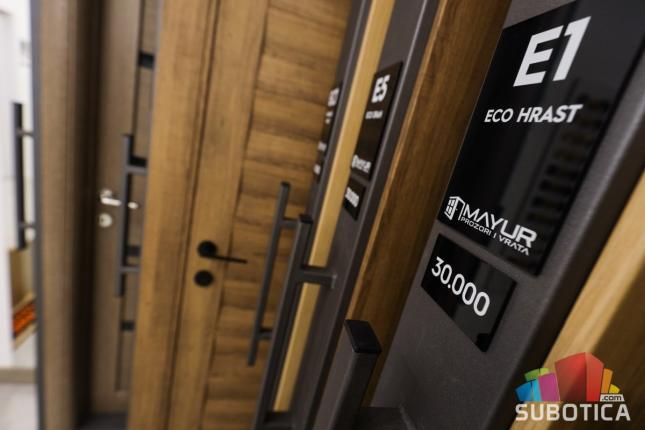 Moderna i bezbedna sigurnosna i sobna vrata u „MayurShop-u“