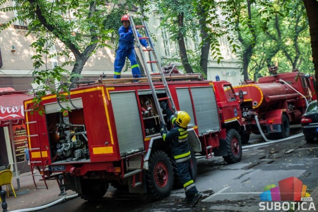 Heroji grada: Tokom i nakon požara desetak vatrogasaca potražilo medicinsku pomoć