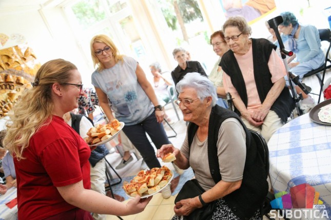Stanovnici Gerontološkog centra „posetili“ Italiju