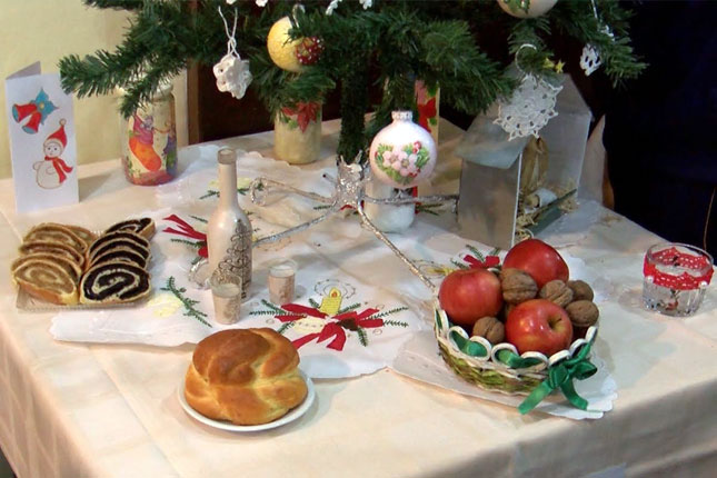 Održano takmičenje za najlepšu božićno-novogodišnju jelku