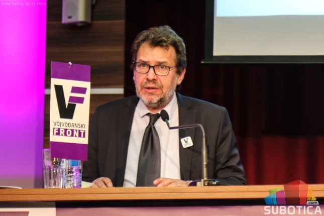 LSV, DSHV i VP usvojili Memorandum o budućnosti Vojvodine