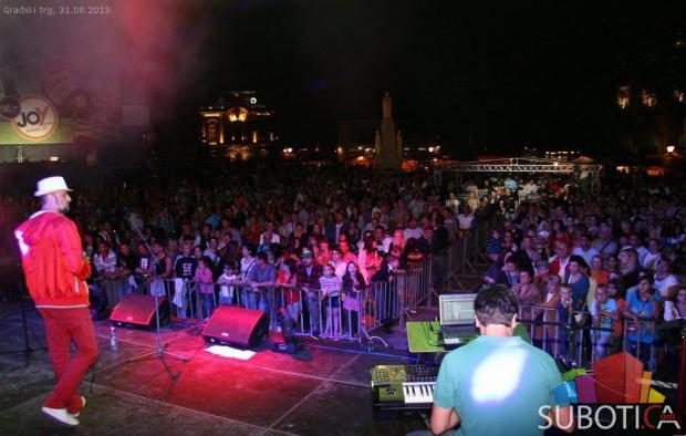 Bogat subotnji zabavno umetnički program u okviru proslave Dana grada