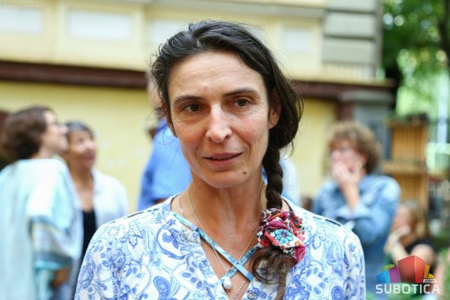 Terapeutska bašta u Školskom centru "Dositej Obradović" - da se vratimo prirodi