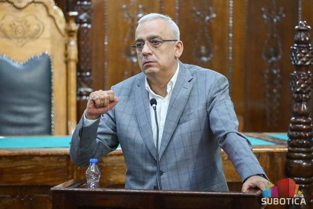 Izabrano novo gradsko rukovodstvo – Stevan Bakić i dalje gradonačelnik Subotice
