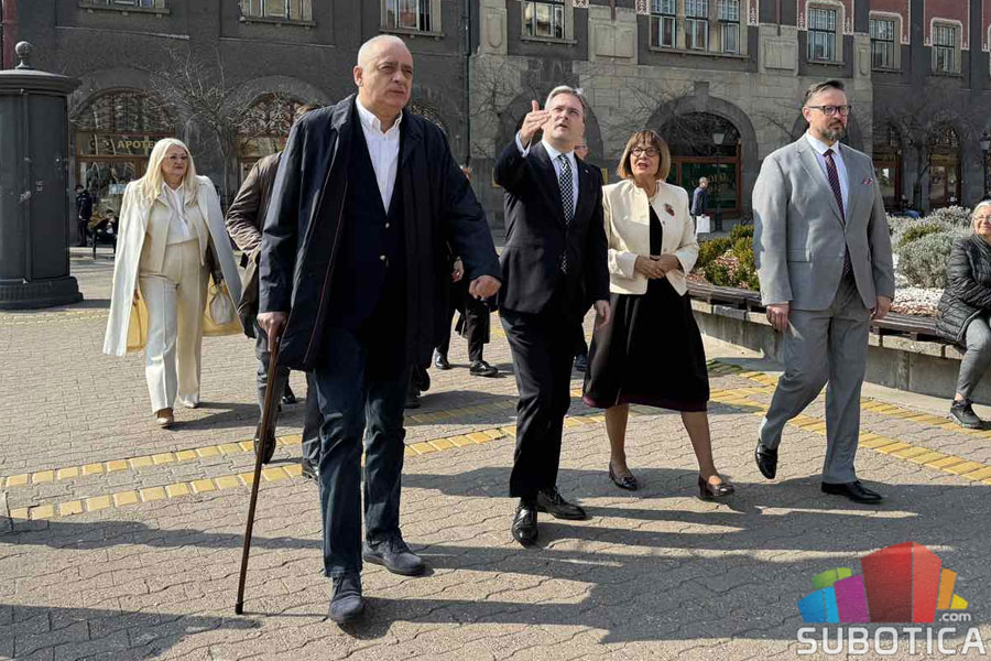 Otvorena zgrada Narodnog pozorišta - večeras premijera predstave "Sabirni centar"