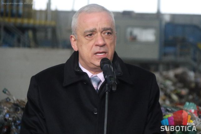 Ambasador Žiofre: Pratićemo rad Regionalne deponije