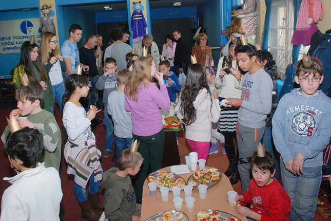 Održan humanitarni bal za mališane iz Lurko kuće