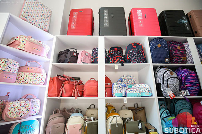 Spremite se za novu školsku godinu u knjižari "ForA-4"