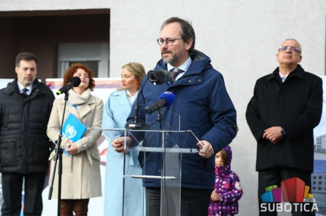 Podeljeni ključevi stanova za izbeglice