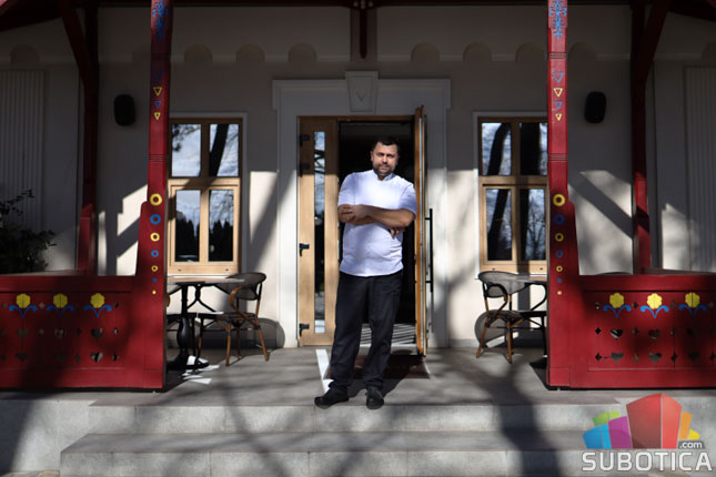 Nacionalni tim "Junior Chefs Cluba" osvojio dve bronzane medalje na kulinarskoj olimpijadi