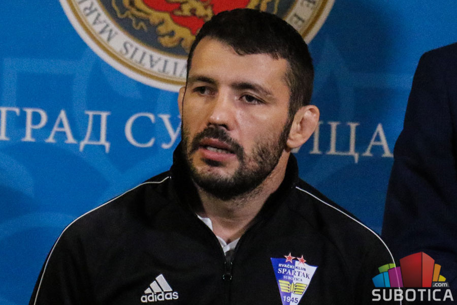 Incident na rvačkom takmičenju, intervenisala policija, diskvalifikovani vinovnici