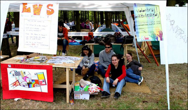 Trenchtown 2012: Kultur fitnes u šumi!