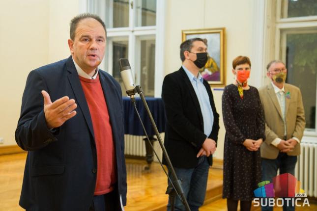 Portreti delegata Velike narodne skupštine pred Subotičanima