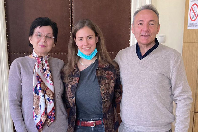 Učenica Hemijsko - tehnološke škole mesec dana boravila u Lionu na stručnoj praksi