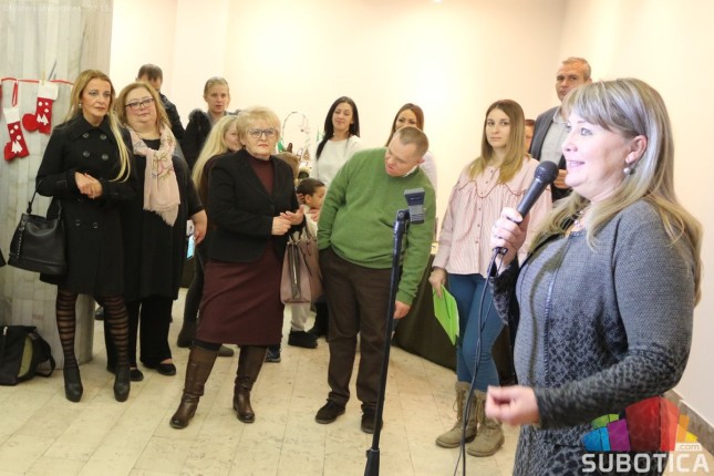 Održana trinaesta izložba slika Borisa Hrnjaka