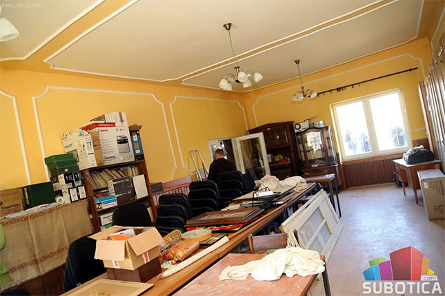 Započeto obnavljanje zgrade MZ Bački Vinogradi