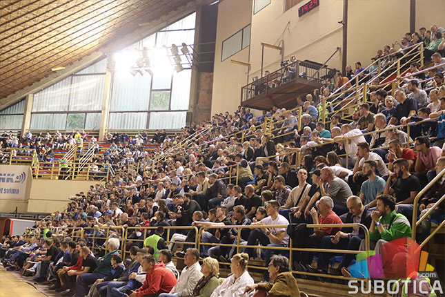 Košarkaši Spartaka namučili Partizan (75:82)