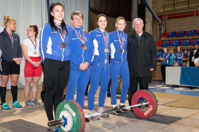 Dizanje tegova: Subotičanke ekipno treće na Prvenstvu Srbije