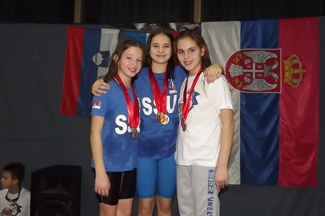 Plivanje: Spartak osvojio 62 medalje u Somboru - Dulić i Koltin oborili nacionalne rekorde