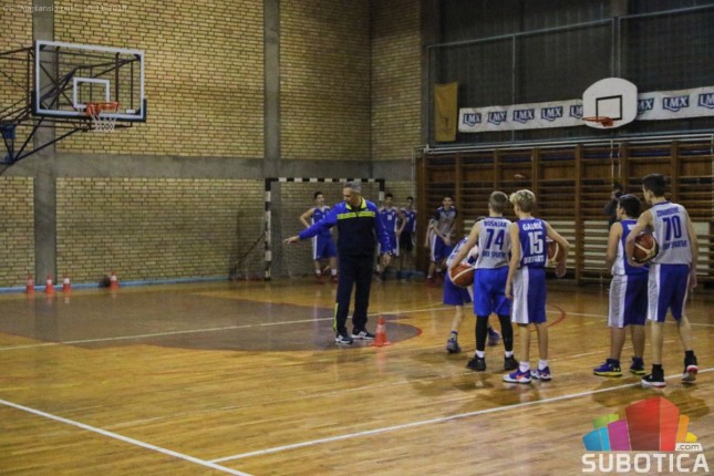 Održan seminar za mlade košarkaške trenere Srbije i Mađarske