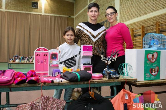 Na humanitarnom bazaru za Milu i Leonu sakupljeno 195.000 dinara