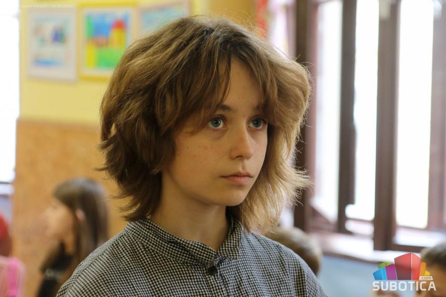 Dečji vašar u OŠ „Ivan Goran Kovačić“ – radost, zabava i humanost