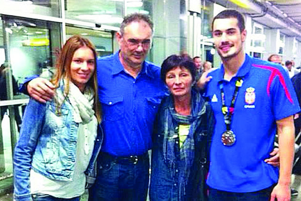 Nikola Kalinić - košarkaški vicešampion sveta, šampion Balkana i veliki sportista