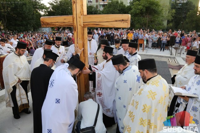 Osveštani temelji hrama na Prozivci