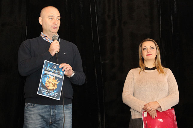 Tridesetak izlagača predstavilo radove na izložbi Božićnjaka u Maloj Bosni