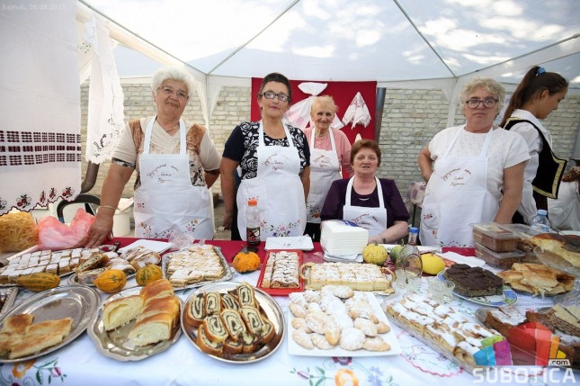 Održan tradicionalni Festival bunjevačkih jela u Bajmoku