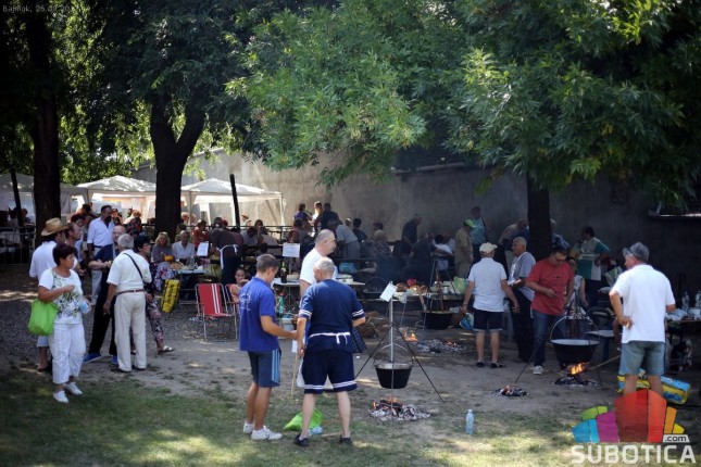 Održan tradicionalni Festival bunjevačkih jela u Bajmoku