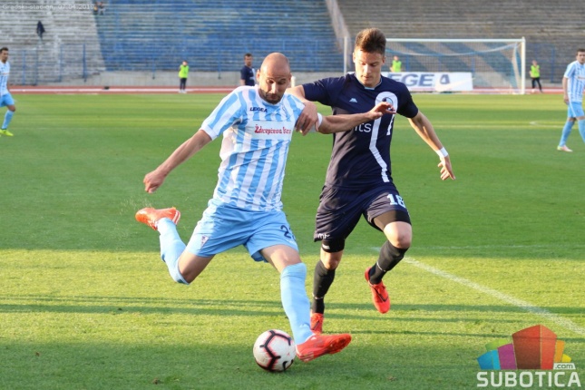 Fudbal: Spartak pobedio Rad, ali ipak igra plejaut