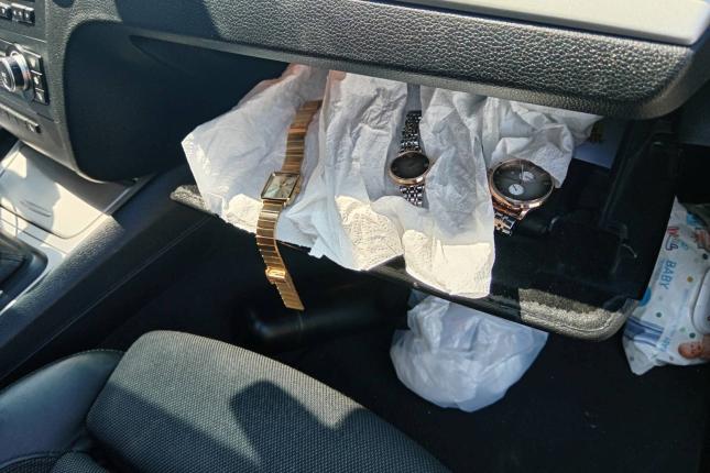 Carinici za dva dana zaplenili preko 1,5 kg zlata