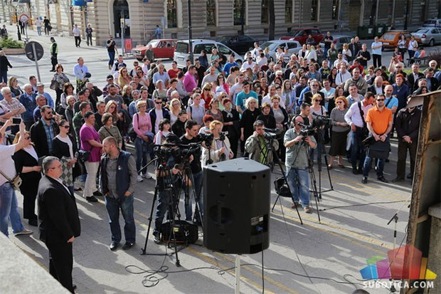Vulin položio venac na Spomenik njihovoj vernosti