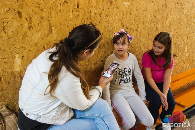 Dečja nedelja uz maskenbal i "šiz friz" u školi "Sveti Sava"