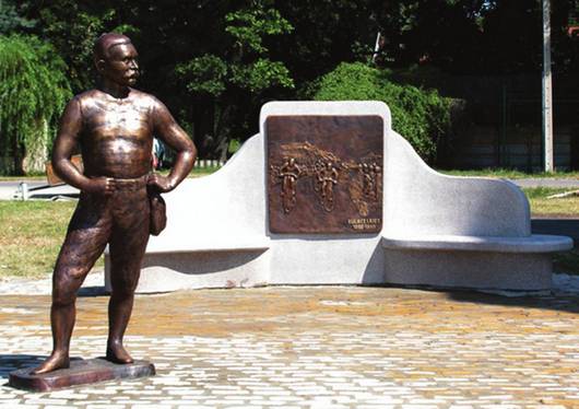 Obnavljanje spomenika Lajošu Vermešu