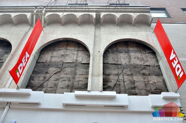 Samoposluga "Idea" na prizemlju "Beograđanke"