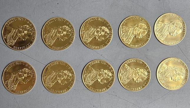 Na Horgošu pronađeni neprijavljeni zlatnici i devize