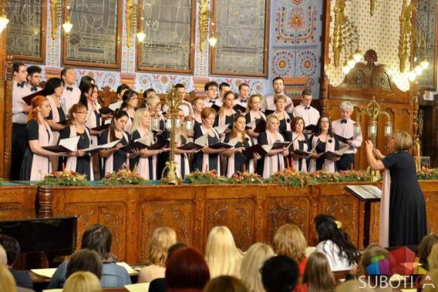 Crkveni hor "Sveti Roman Melod" prima nove članove