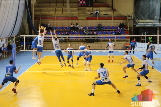 Odbojka: Pobeda muške ekipe protiv Ribnice, poraz ženske od Crvene zvezde