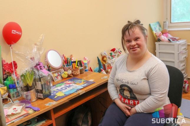 Zagrljaj Saške sa Daunovim sindromom poručuje – radost i ljubav su svuda oko nas