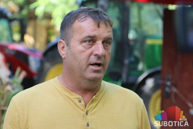 Lokalni poljoprivrednici ne odustaju od zahteva - protestima se pridružili paori iz Čantavira, Tavankuta i Šupljaka