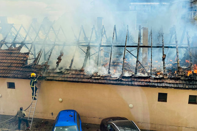 Porodicama čiji krov je izgoreo potrebna pomoć