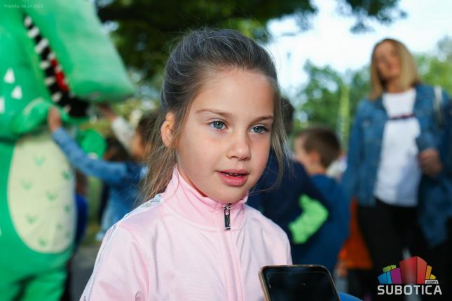 U "trci za srećnije detinjstvo" učestvovalo više od 750 đaka