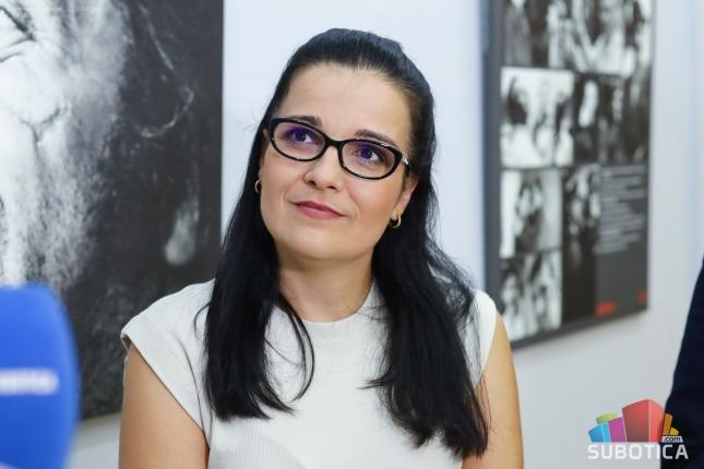 Otvorena izložba „Bata u 90 slika“