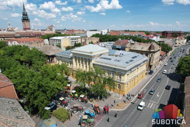 Radikalizacija protesta - blokirana Štrosmajerova ulica