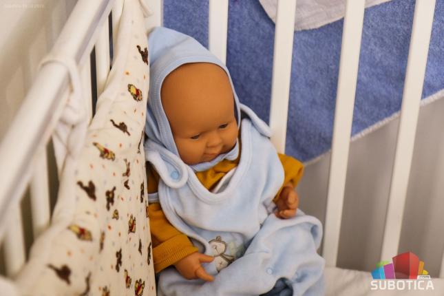 U obnovljenim prostorijama Škole za trudnice obeležena Nacionalna nedelja dojenja