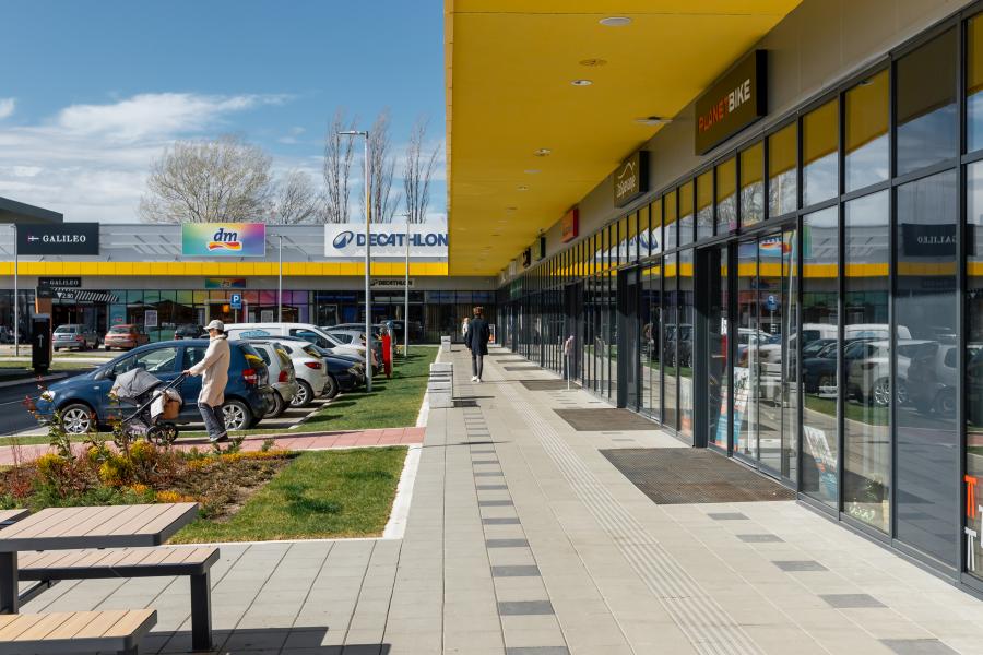 "STOP SHOP" proslavlja 10. godinu poslovanja u Subotici uz poklone, zabavu i popuste